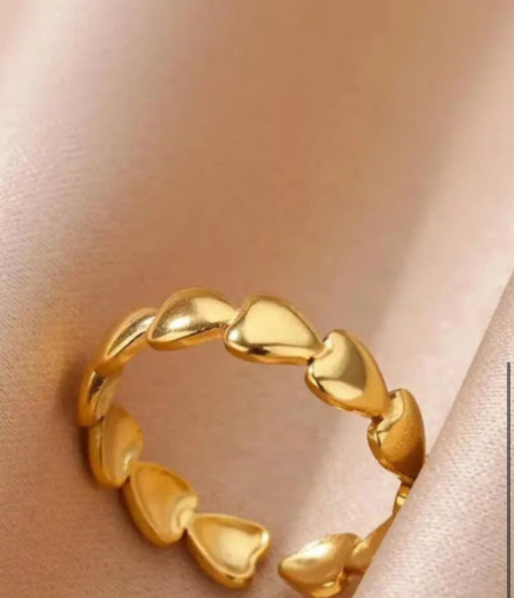 Linked Heart Ring