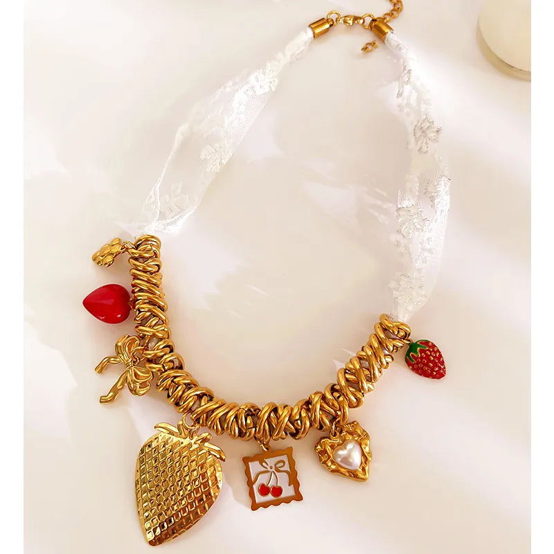 Sweetheart Charm Choker - 18k Gold Plated